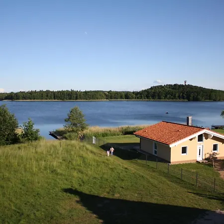 Grosszuegiges Am Krakower Inkl Boot Und Badesteg בית נופש *