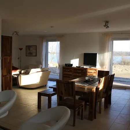 Grosszuegiges Am Krakower Inkl Boot Und Badesteg